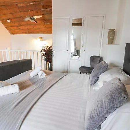 Hook's House * Scarborough