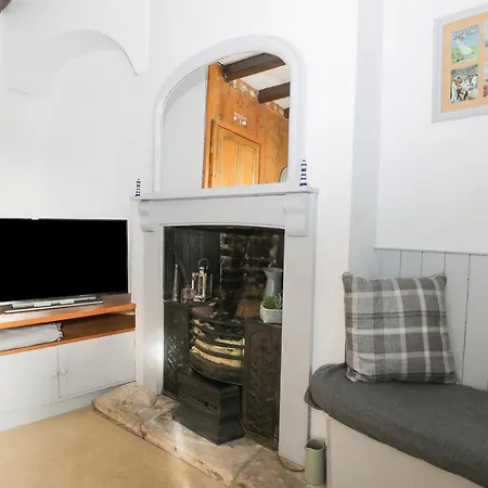 Hook's House * Scarborough