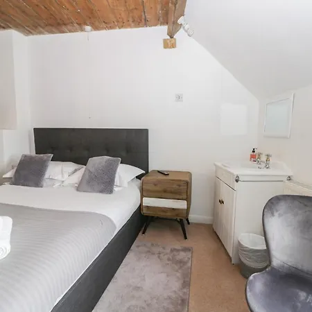 Hook's House * Scarborough